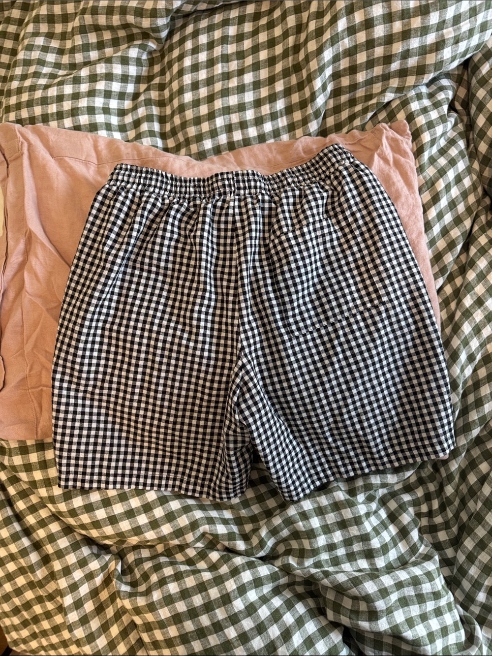 Black and White Gingham Elastic Waist Pull-on Shorts - Picture 2 of 2